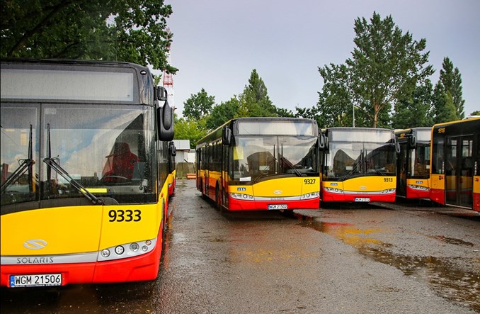 ZTM Warszawa szuka kolejnych przewoźników "pomostowych". 75 autobusów