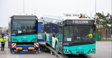 Do Tallina dotarły pierwsze elektrobusy Solarisa