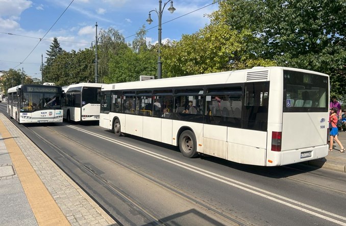 Kolejne fiasko zakupu toruńskich hybryd