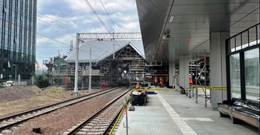 PKP PLK otwierają wszystkie perony na Warszawie Zachodniej. Więcej pociągów przez Centralną i Śródmieście