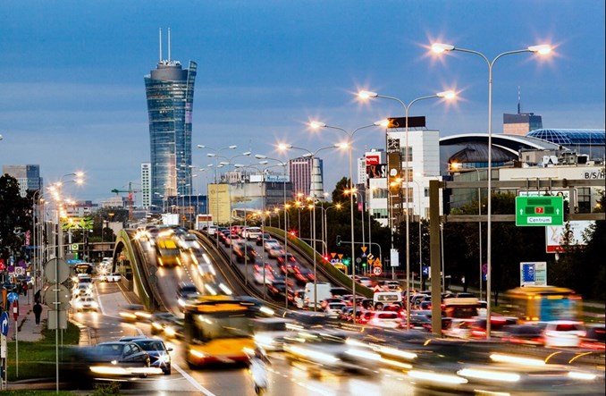 Czy Strefa Czystego Transportu w Warszawie to fikcja?