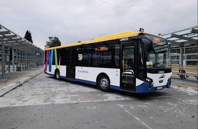 Duża popularność autobusów dowozowych Kolei Małopolskich