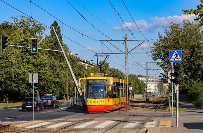 Warszawa. Remont torów na Broniewskiego i frezowanie Marszałkowskiej