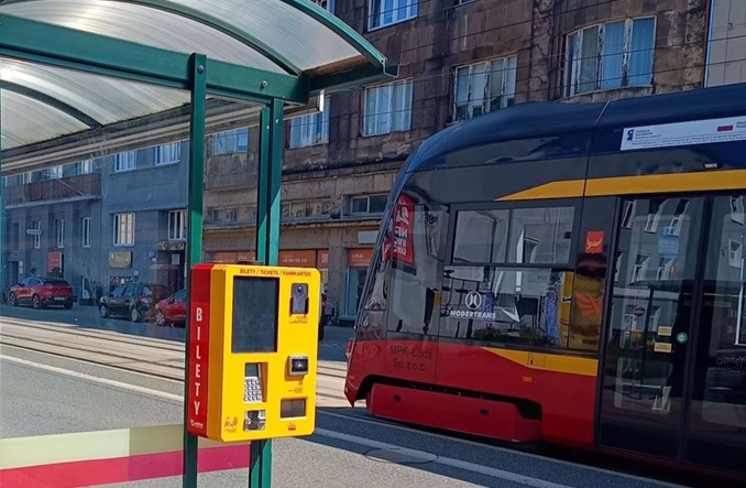 Łódź: Więcej biletomatów na przystankach