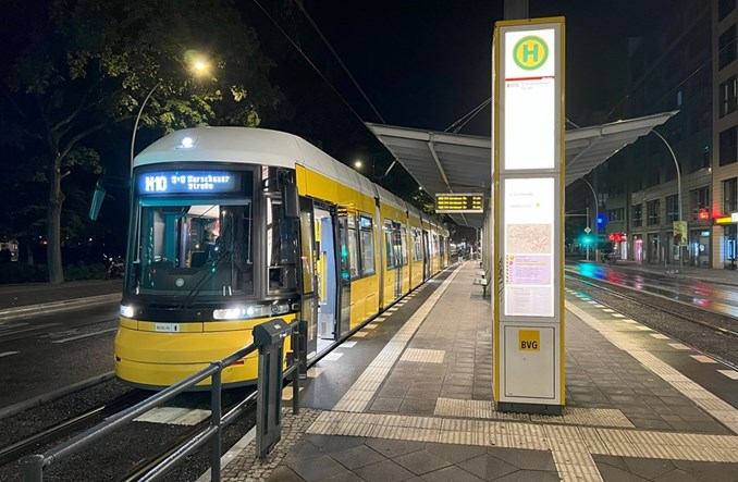 Berlin mocno tnie wydatki na transport