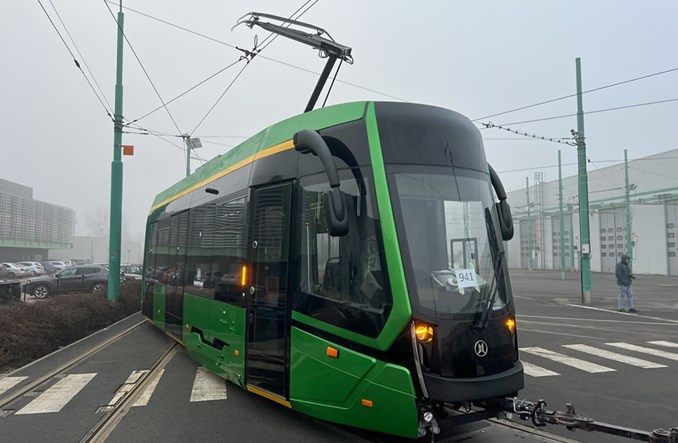 Modertrans. Rozwój Gammy i prace nad 25-metrowym tramwajem