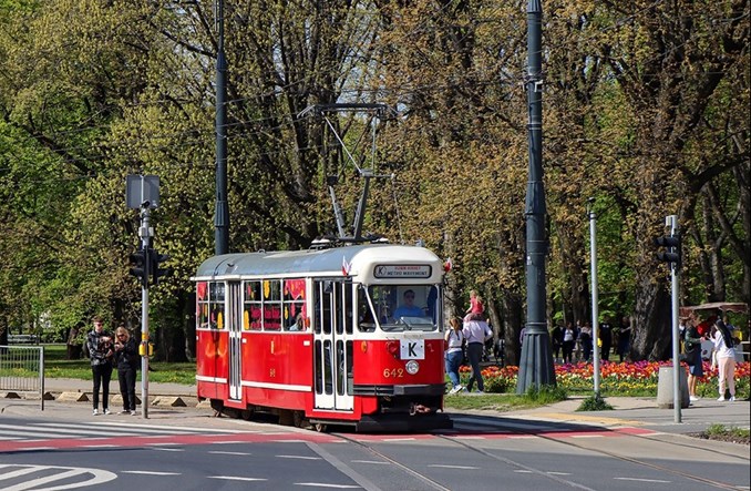 Warszawa. Kolorowy i tramwajowy Dzień Kobiet