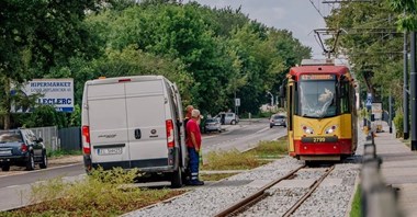 Łódź: Tablice informacyjne mają pomóc w odkorkowaniu Konstantynowskiej 
