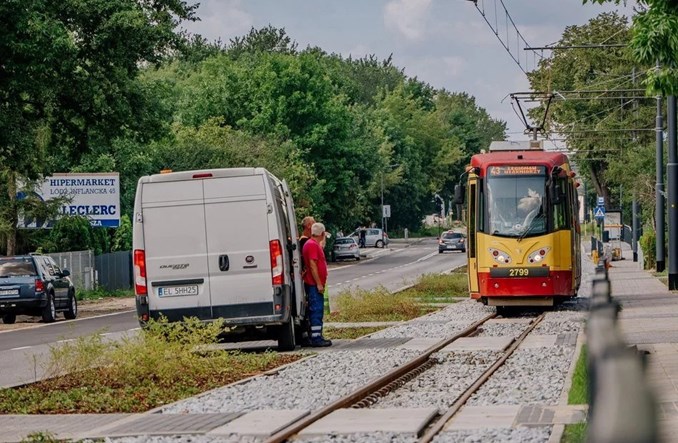Łódź: Tablice informacyjne mają pomóc w odkorkowaniu Konstantynowskiej 
