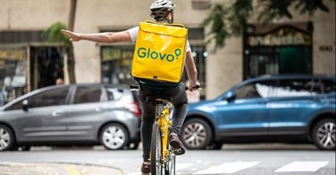 Rusza pilotażowy program wspierający bezpieczeństwo ruchu drogowego usług delivery 