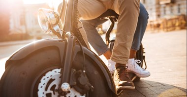 Minister Klimczak zapowiada: weźmiemy się za motorowery i hulajnogi elektryczne
