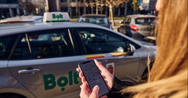 Eternis: 1000 samochodów dla kierowców Bolt