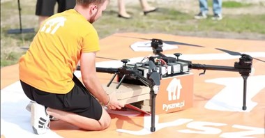 Kurier na rowerze, dron z kawą. Przyszłość miejskiej logistyki już tu jest