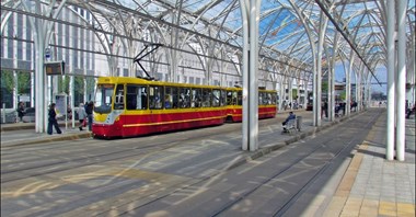 Łódź. Autobusy nie wjadą na przystanek Piotrkowska Centrum. Choć mogą