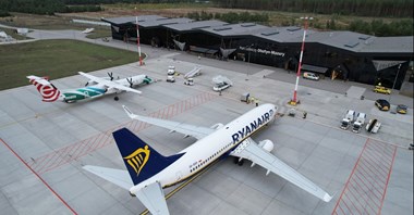 Olsztyn: Trudna organizacja transportu na lotnisko 