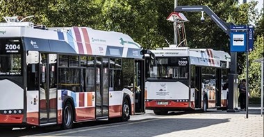 Radom na zakupach. Poszukuje autobusów na gaz