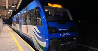 Olsztyn-Mazury: Rośnie liczba połączeń kolejowych na lotnisko