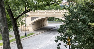Warszawa: Nowa Karowa połączy most pieszo-rowerowy z Krakowskim Przedmieściem