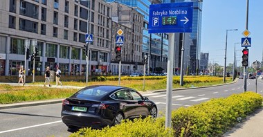 Coraz łatwiej znaleźć parking w Warszawie?