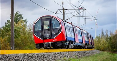 Londyn: Nowe pociągi wyjadą na linię Piccadilly w 2026 r.