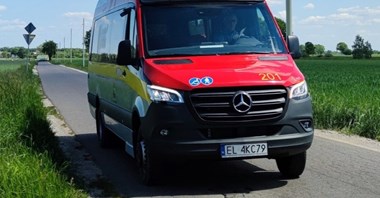 ŁKA: Nowe mercedesy wyruszyły na nową linię dowozową 