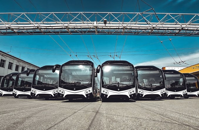 Pardubice z pierwszymi nowymi trolejbusami od Škody 