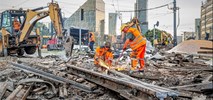 Warszawa. Deszcz opóźnia remont na pl. Zawiszy