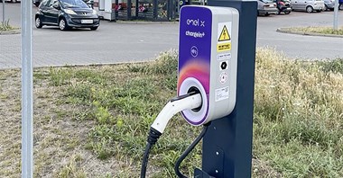 Szamotuły z nową stacją ładowania. ChargeIn rozwija sieć poza dużymi miastami