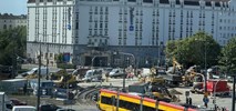 Warszawa: kluczowe elementy torowisk na placu Zawiszy zainstalowano w ciągu 72 godzin – tramwaje na prefabrykatach CONTRACK