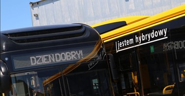 Podpisano pierwszą umowę w największym przetargu przewozowym w Warszawie