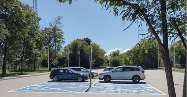PLK: Nowy parking przy stacji kolejowej w Mławie już otwarty!
