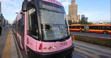 Warszawa: Chopinowski tramwaj i pociąg metra już kursują