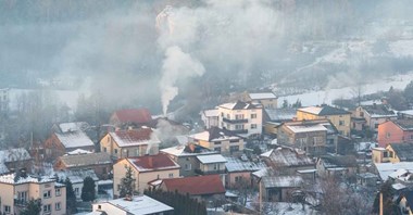 Smogowi rekordziści 2024. Smog rośnie, w czołówce małe miasta