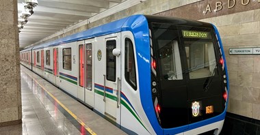 Taszkent. Metro to atrakcja turystyczna 