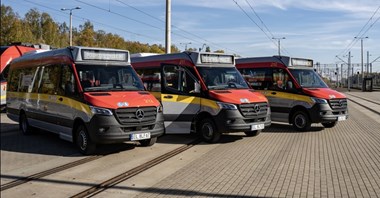 Sporo przesiadek do autobusów ŁKA do Pajęczna 