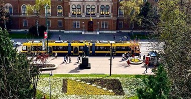 Sarajewo z nową flotą tramwajów Stadlera – zakończono dostawy 25 pojazdów TANGO NF3 Sarajewo z nową flotą tramwajów Stadlera – zakończono dostawy 25 pojazdów TANGO NF3