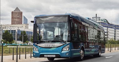 Iveco dostarczy do 4 tys. autobusów do aglomeracji paryskiej