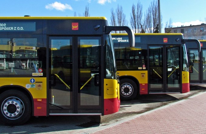 Łódź. Kontrole biletów pod okiem kamery, kontrolerzy z nowym wyposażeniem