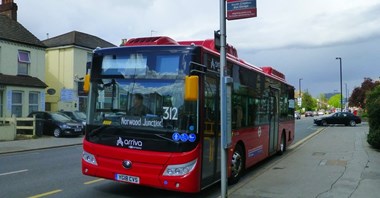 Wielka Brytania bada Yutonga po alarmie z Norwegii