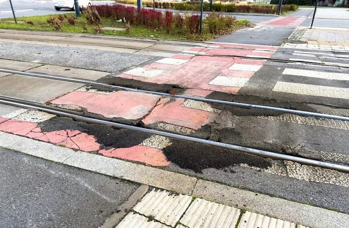 Łódź. Prace torowe na Bałutach i Widzewie, MPK na objazdach nawet przez miesiąc