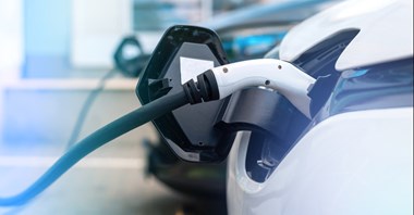 Licznik Elektromobilności: już ponad 4 tys. szybkich punktów ładowania w Polsce 