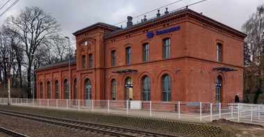 Dworzec w Trzemesznie w końcu po modernizacji