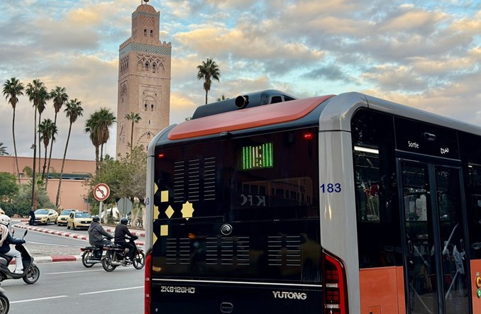 Marrakesz. Tanie autobusy konkurencją dla niedrogiego taxi