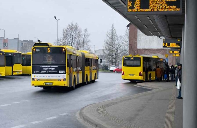 Zakończono modernizację dworca autobusowego w Tarnowskich Górach