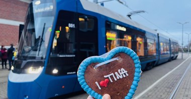 Niemcy. Pierwszy tramwaj Tina od Stadlera ruszył z pasażerami w Rostocku