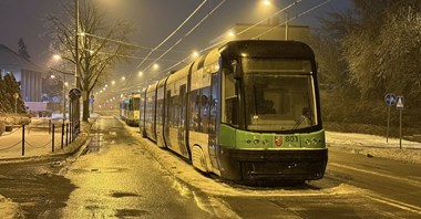 Szczecin. "Noc nie przyniosła przełomu". Kolejny dzień bez kursowania tramwajów 