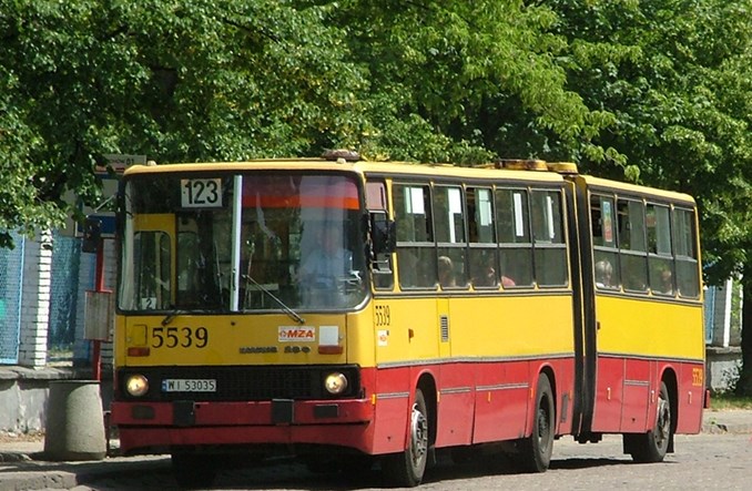 Sylwester w Warszawie z ikarusem