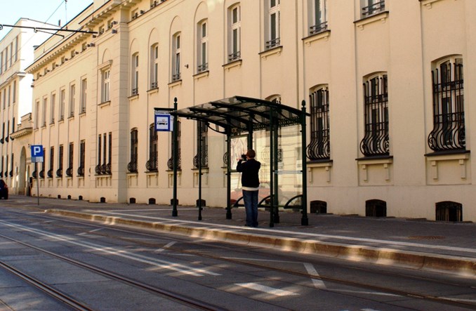 Piękna niewygoda, czyli po co nam wiaty?