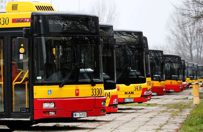 Warszawa: Biletomatowe zamieszanie. Do końca roku we wszystkich wozach MZA