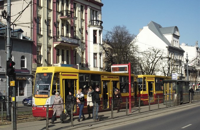 Łódź: Więcej podwójnych przystanków tramwajowych